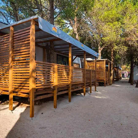 Mobile 29 Resort Pirovac