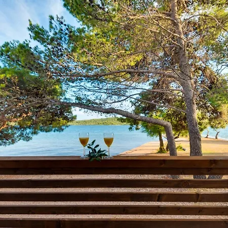 Mobile 29 Resort Pirovac